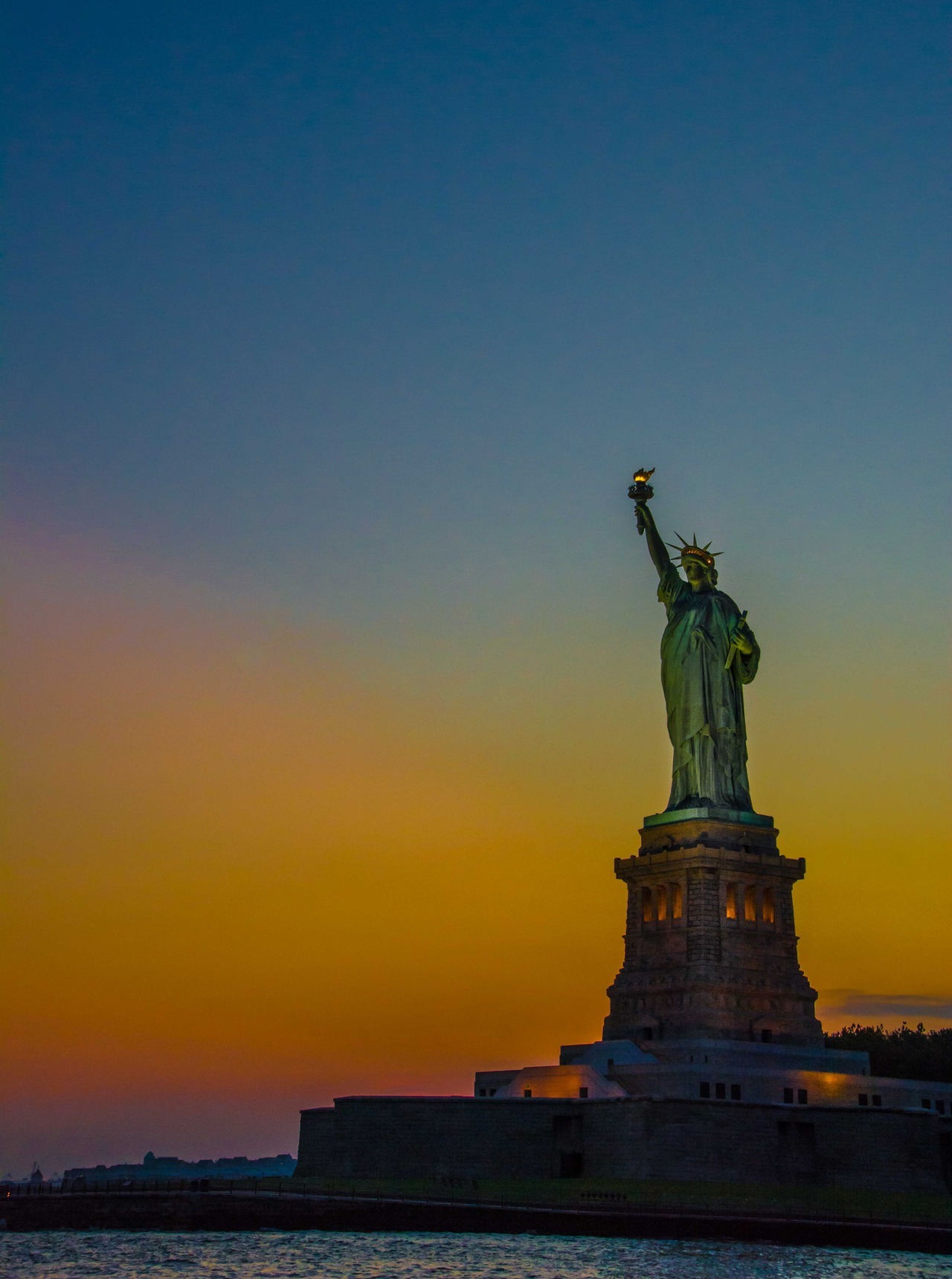 simplymyview: “Lady Liberty At Sunset ”