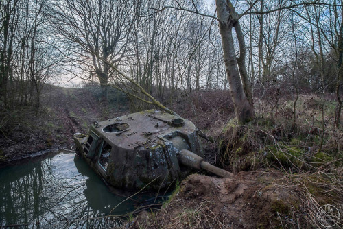 urbanrelicsphotography:LOST PATRIOTOn a cold winter morning,...