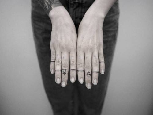 By Jimmy Yuen, done at Ring The Bell, Hong Kong.... geometric shape;small;individual matching;matching;finger;air symbol;micro;symbols;tiny;water symbol;jimmyyuen;ifttt;little;earth symbol;fire symbol;alchemy;line;line art