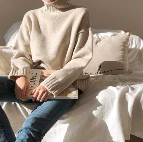 liliest:turtleneck sweatercurrently 80% off on sale