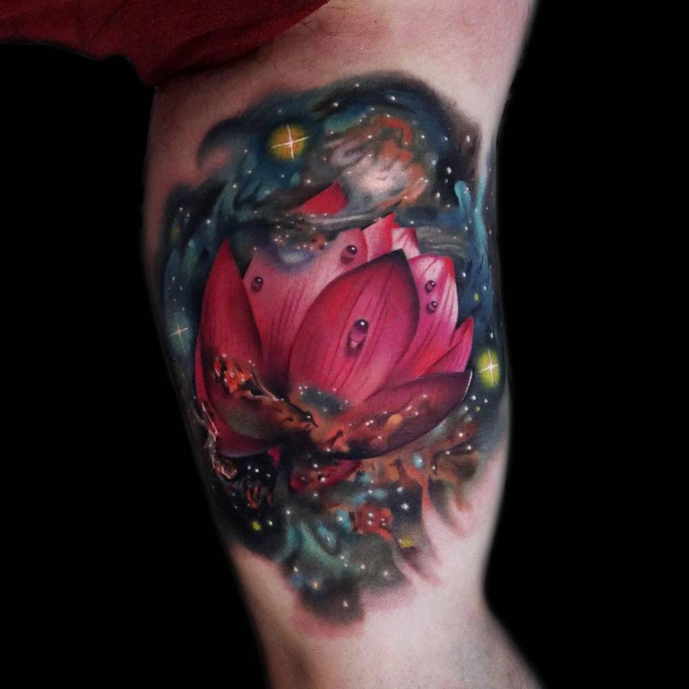 Tatuajes Para Hombres Tatuaje De Estilo Realista De Una Flor De