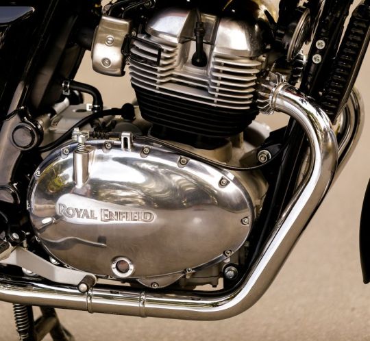 Motor Twin da Royal Enfield: 648 cm³ e 47 cv de potência