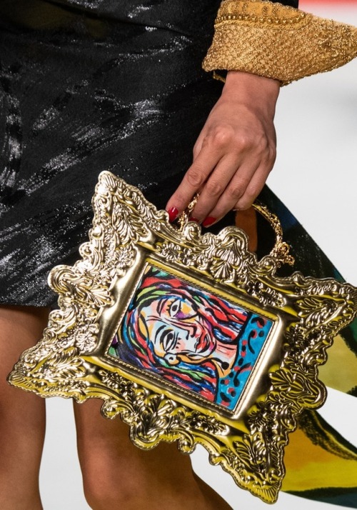 monsieur-j:Moschino S/S 2020 Bags