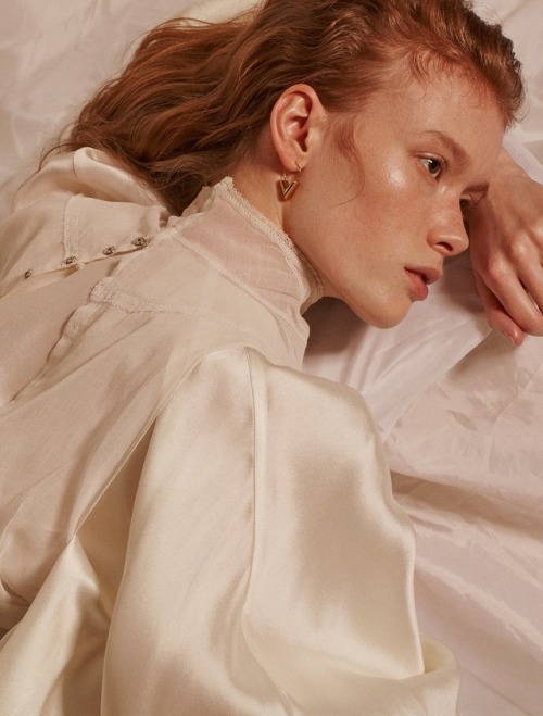 ibbyfashion:Julia Hafstrom by Andreas Ohlund and Maria Therese,...