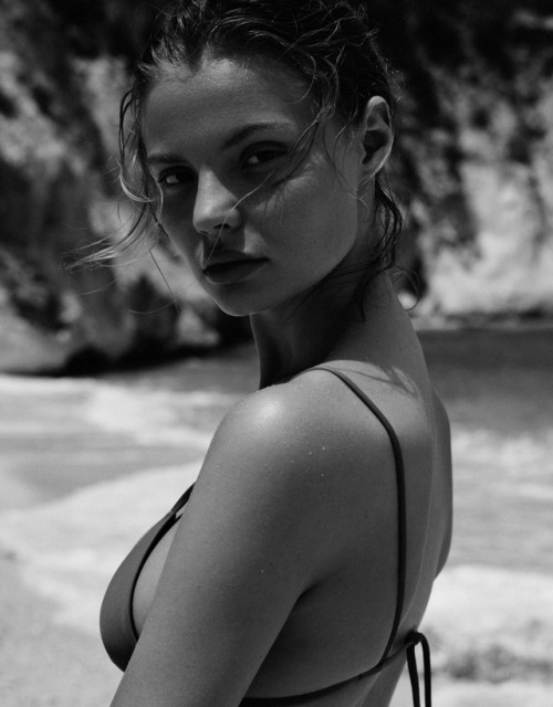 nudied:vladadoll:Magdalena for Broochini S/S ‘17NUDIED