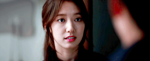 kdramanewbie:“How could you do this to me? I trustedyou.“