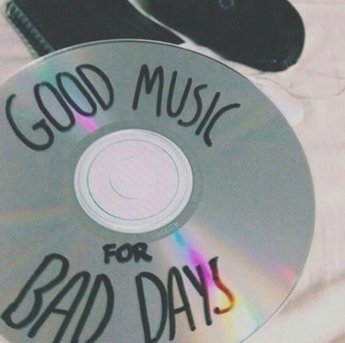 song punk music 90& 039;s music music emo music 80s music grunge pastel grunge pastel goth pastel gothic bad day sad alone Songs old songs good music good song lost grungy girls im so tired vaporwave nirvava vintage