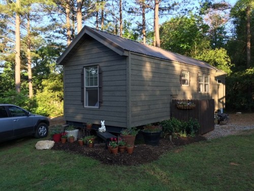 tinyhousetown:Lil’ Lodge Park Model