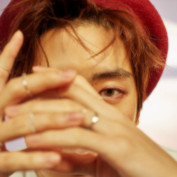 Voir un profil - Sunwoo Hwang Tumblr_ozyazwJ4Xa1w6muuao1_250