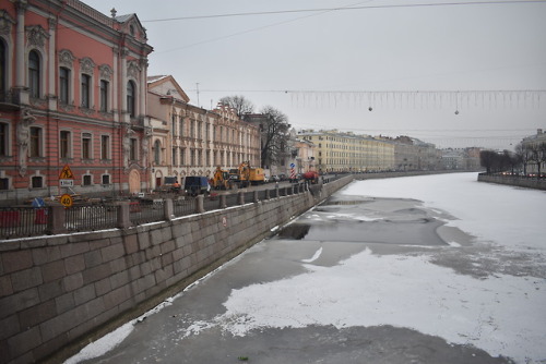 I don’t know any western songs about st petersburg now...