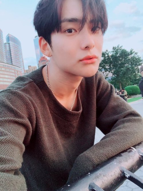 fy-ace7:official_ACE7:[#ACE_Jun]A very pretty day in so...