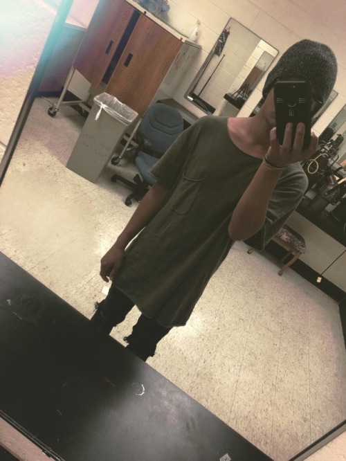 I dress like a bum h&m ripped jeans me sad trying birthday depressing depression depressed depressive alone lonley hurt broken numb worthless unhappy unwanted sad bout sad boy model break up heartbroken heartbreak anxiety anxious