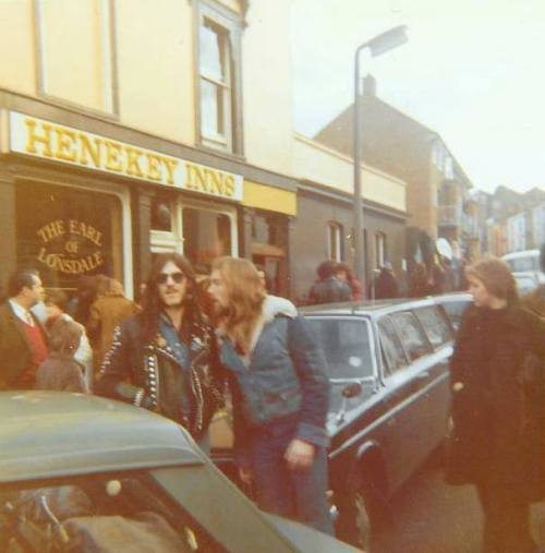 splinterskates:Lemmy, Earl of Lonsdale. Down the lane a long...