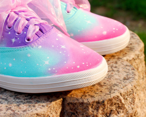 hodge-podge-paradise:Rainbow Star Canvas Shoes // Use...