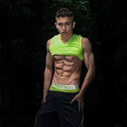 @6packboyss