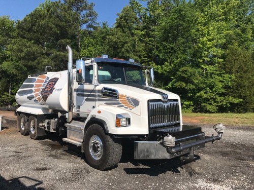 Western Star 4700 water truck