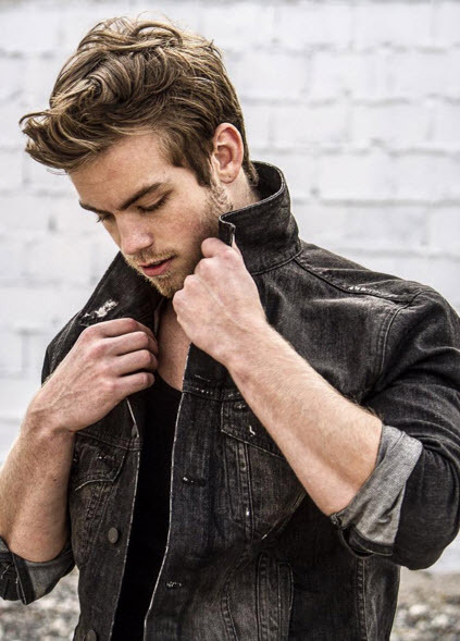 fckyeahantm: Dustin McNeer | Cycle 22Photo: Lazaro Llanes Photo