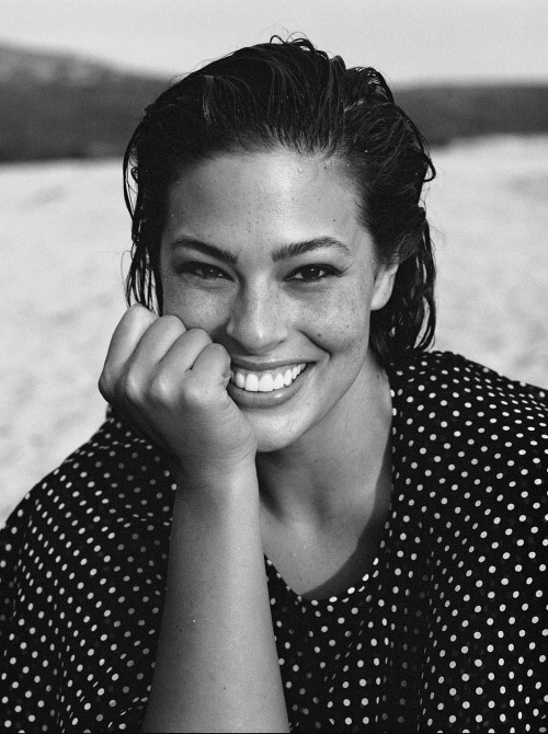 frogmp3:sinnamonscouture:Ashley Graham for Vogue Paris,...