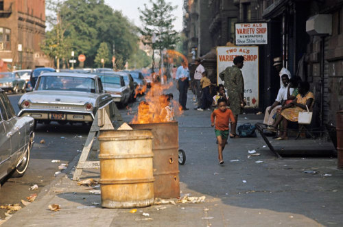 thedaymarecollection:Life in 1970s Harlem - Photographs...