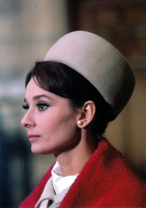 rareaudreyhepburn:Audrey Hepburn photographed by Hamilton...