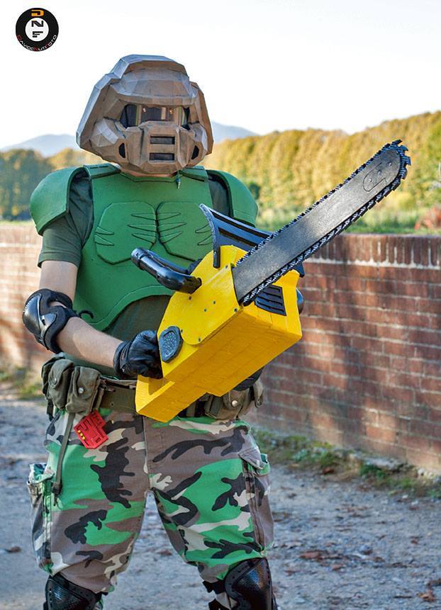 Knee-deep in the blog. — imx-doomer: A really awesome Doomguy cosplay by...