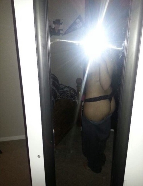 tkamp9574:Love getting submissions of sexy teens!! Send yours...