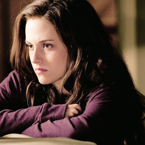 twilightrenaissance:bella googling “cold one” and finding beer...