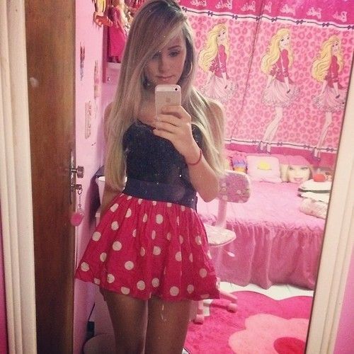 crossdresser-girlfriends:Adorable Sissy-Boys in Dresses...