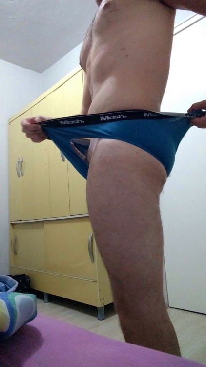 Howdy, wedgie boys! Our continuous Brazilian wedgie boy is...