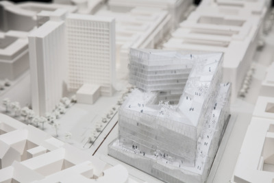 fabriciomora:<br /><br />Proposals by OMA, BIG, buro ole scheeren for axel springer HQ<br />