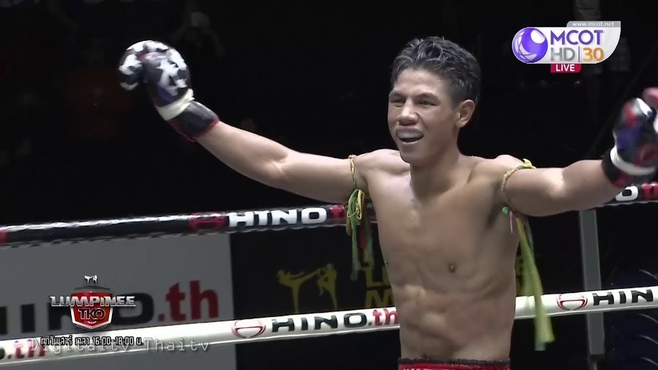 Liked on YouTube: ศึกมวยไทยลุมพินี TKO ล่าสุด 15 ธันวาคม 2561 Muaythai HD 🏆 https://youtu.be/z40GYdCdmnE