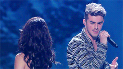 tumblr_ocoranHnOz1rhlbrto7_r1_250.gif