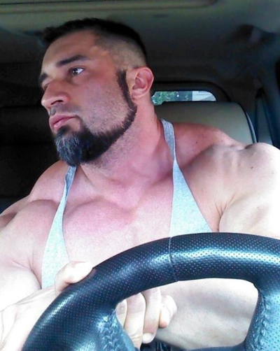 That’s a real muscle hunk!