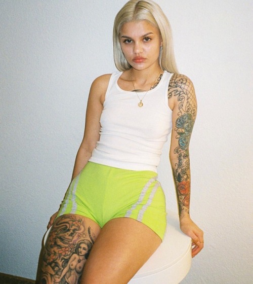 phuckindope:Amina Blue