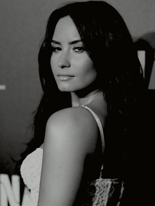 demetria lovato.  - Página 39 Tumblr_ptgdveTNY71reblqyo1_500