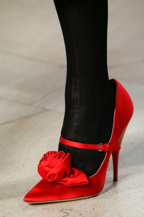 stiletto heels on Tumblr