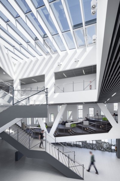 ombuarchitecture:<br /><br />Hörsaalgebäude Osnabrück (college campus)<br />Barbarastraße • Osnabrück • Germany<br />By Benthem Crouwel Architects<br />via archdaily<br />