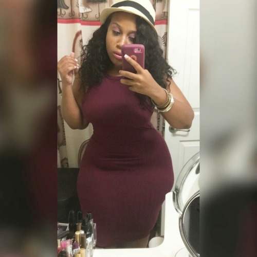 bruh-in-law:Sotempting25Thick lil rascal