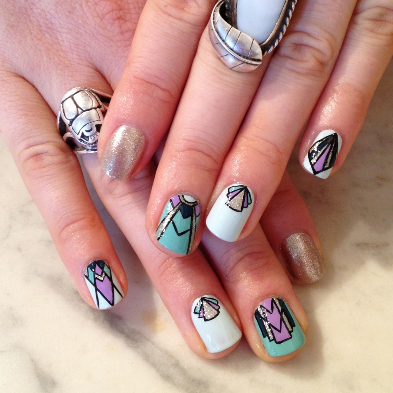 Champagne Art Deco - NAILS Y'ALL