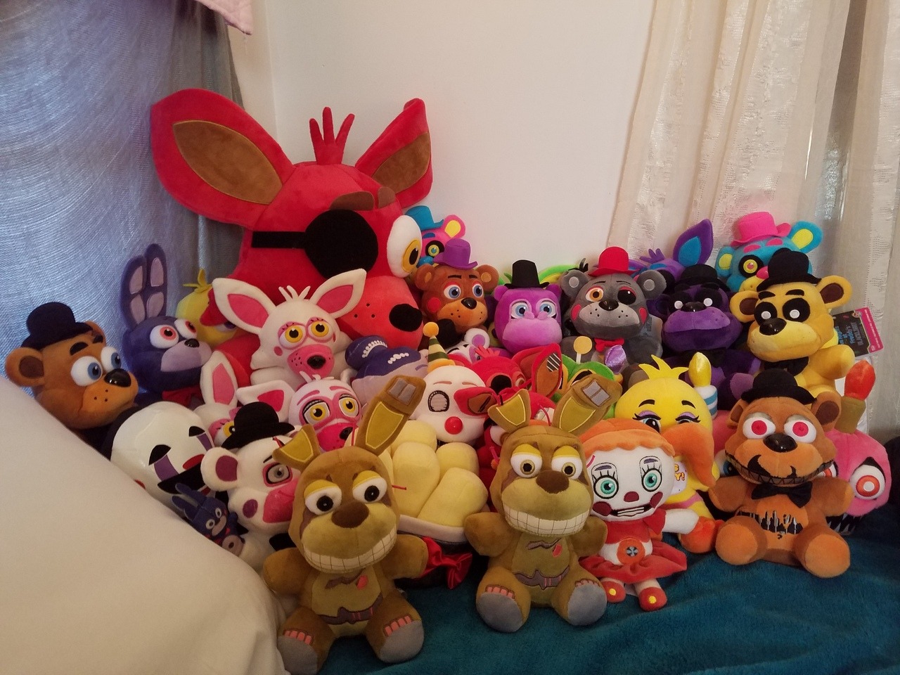 fnaf plushies springtrap