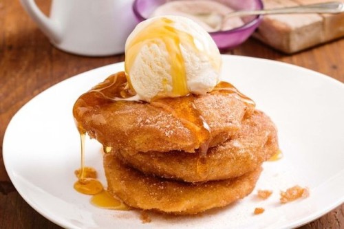 yummyinmytumbly:Apple cinnamon fritters