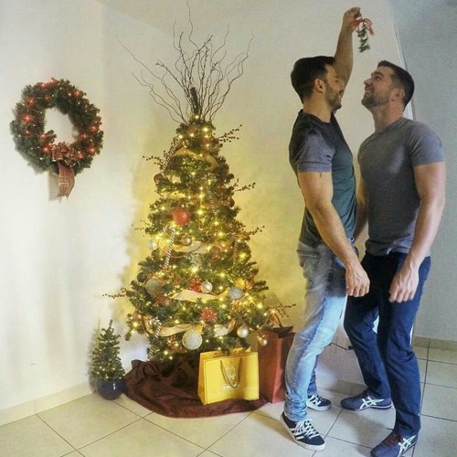 CUTE GAY LOVE