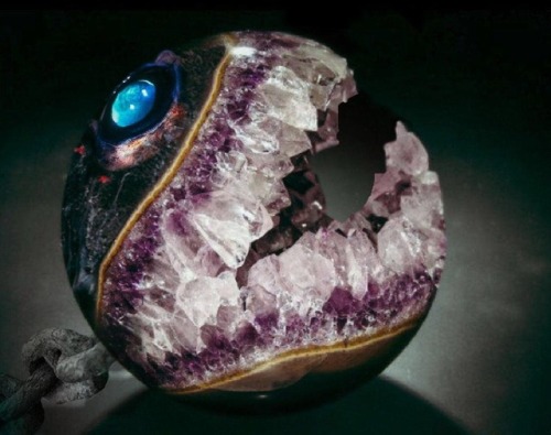 retrogamingblog:Chain Chomp Geode