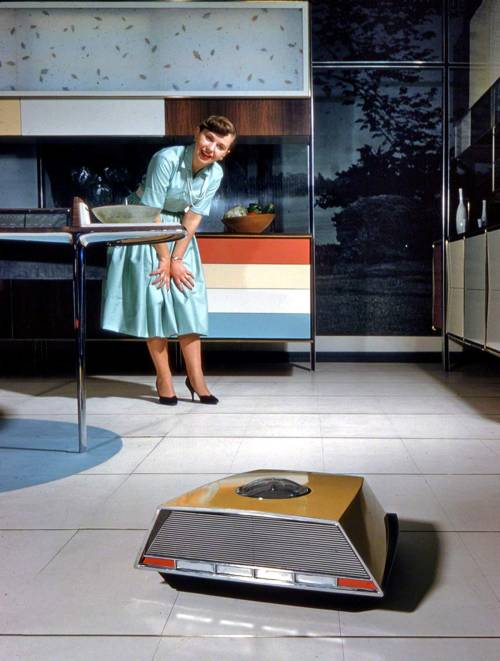 “Miracle Kitchen of the Future” by RCA-Whirlpool, American National Exhibition in Moscow, 1959 [1400x1825] Check this blog!