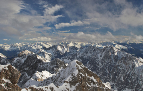 90377:Alps from Zugspitze by Adrian Vesa