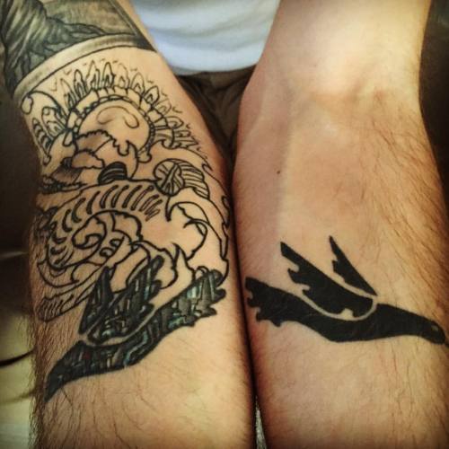 My 2 favorite tattoos#thursdayband #thursday #tattoos...