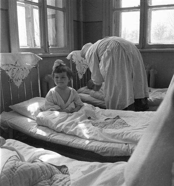 Day care in Taganrog, Russia. Photo by Vsevolod Tarasevich (1950s)