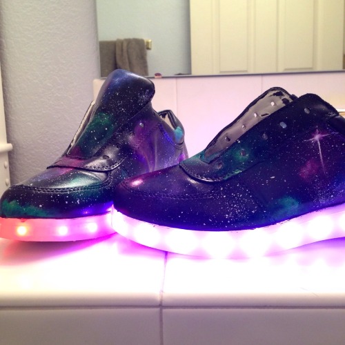 sammichfixins:Hey, everybody! I’ve started making space shoes!...