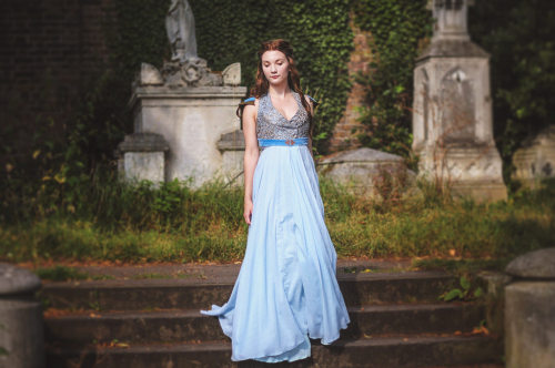 game of thrones game of thrones cosplay margaery tyrell joffrey lannister joffrey baratheon king joffrey highgarden asoiaf cosplay