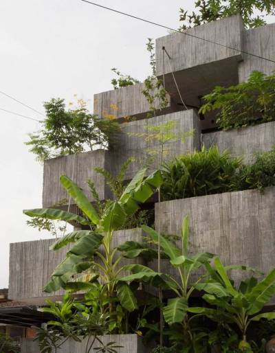 Planter Box House / Formzeroph: Ameen Deen